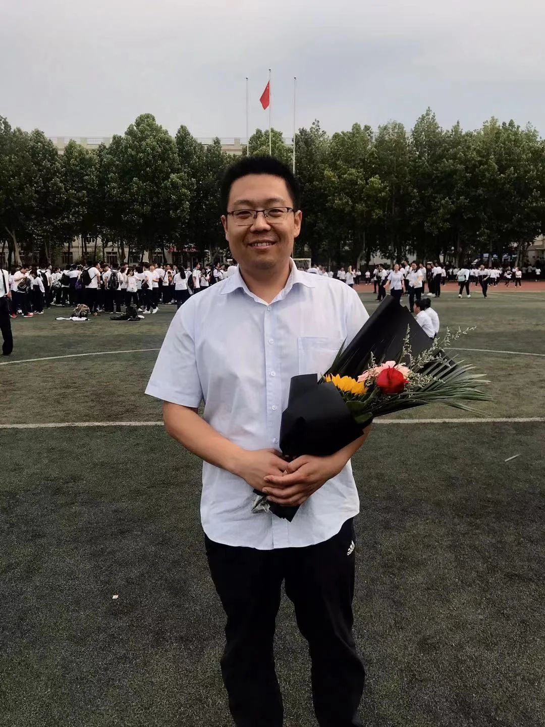 长清一中李延军图片