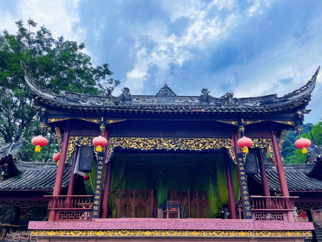 崇州街子古镇,一个别有韵味的清代西南小镇