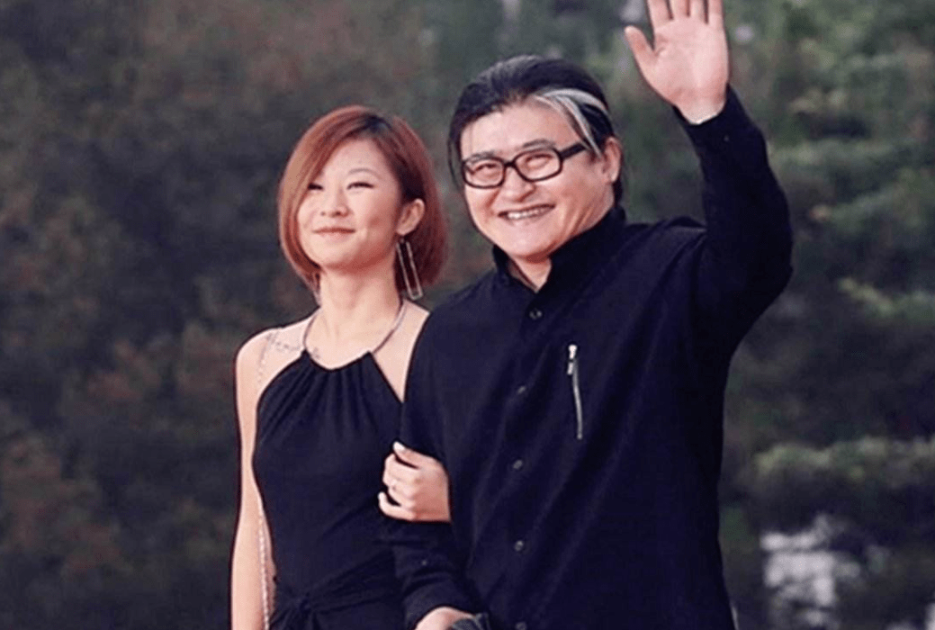 刘欢亮相电影《三大队》首映礼,现场表示能为电影配唱感到很骄傲