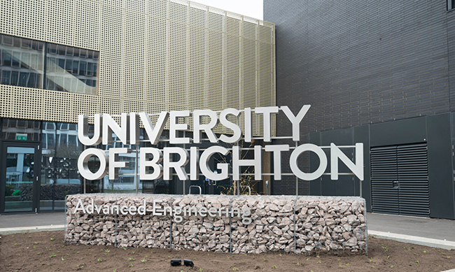 其历史可追溯到1858年在布莱顿英皇阁成立的布莱顿艺术学校