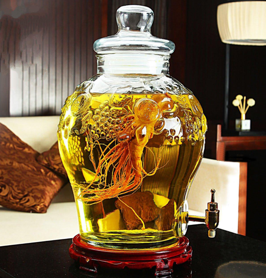 罕见!山东村庄出现近3米长眼镜王蛇,这事不简单,它有多毒?