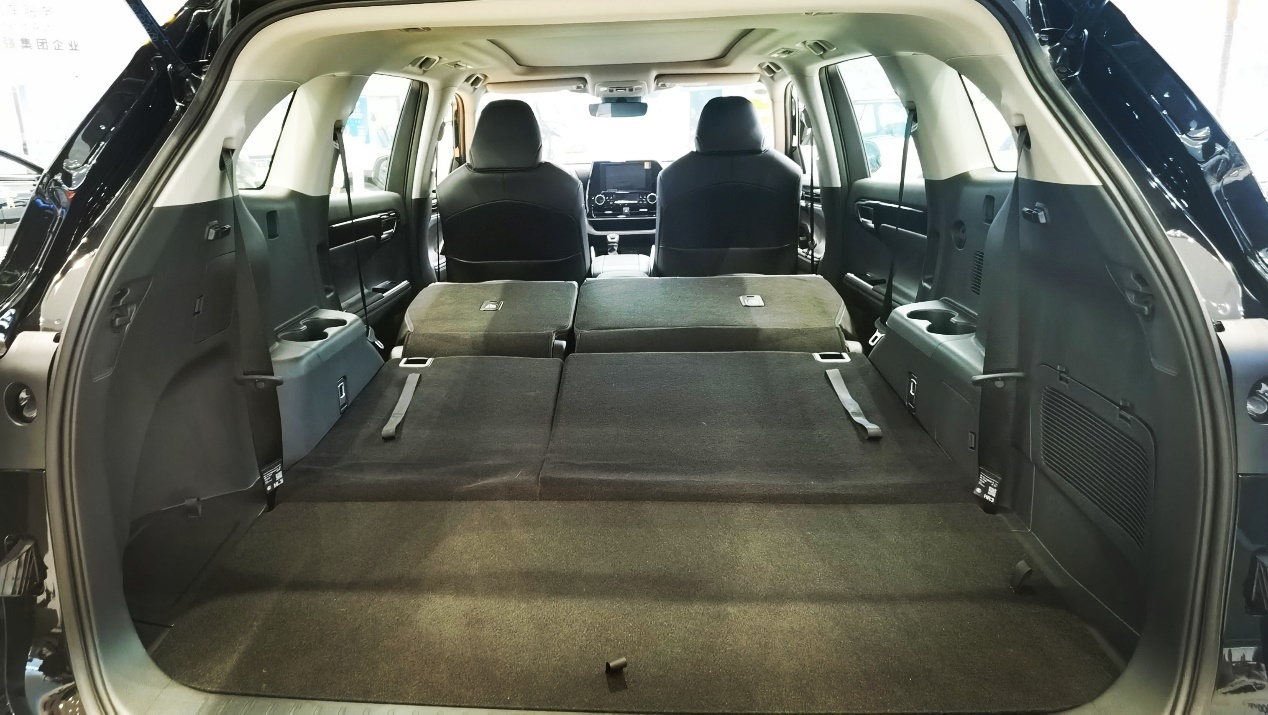 汉兰达后排座椅可以放平吗