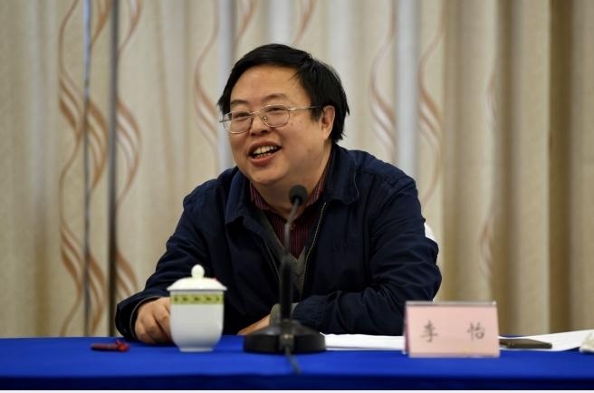 四川大学文学与新闻学院院长李怡"排雷"解读,"全媒体时代文艺评论"有