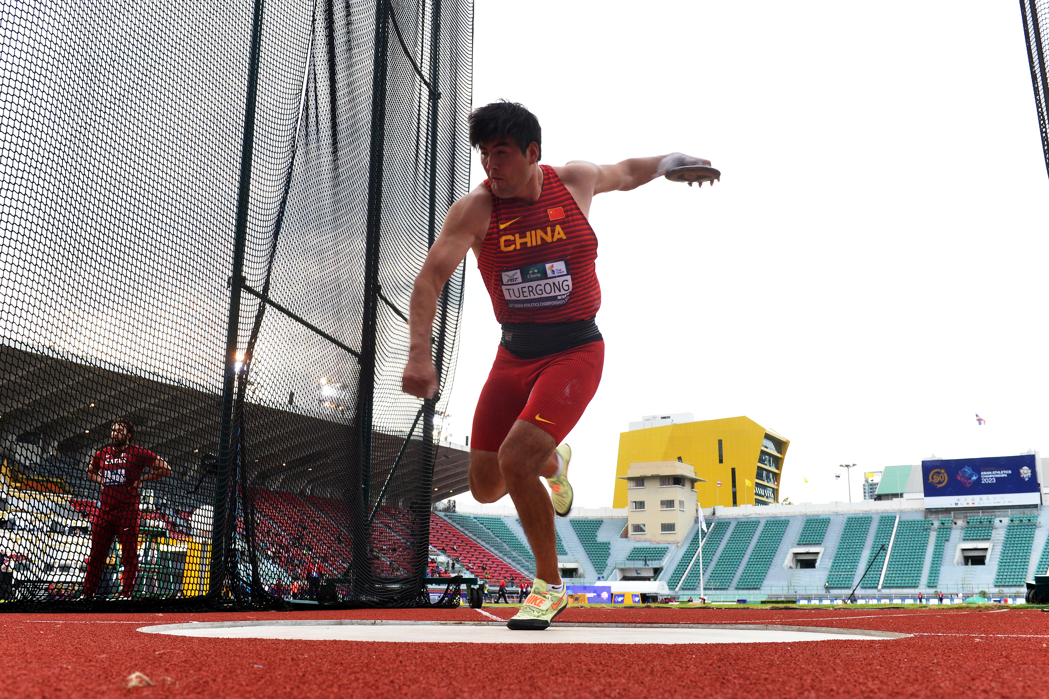田径——亚洲锦标赛:阿卜杜艾尼·图尔贡获得男子铁饼冠军