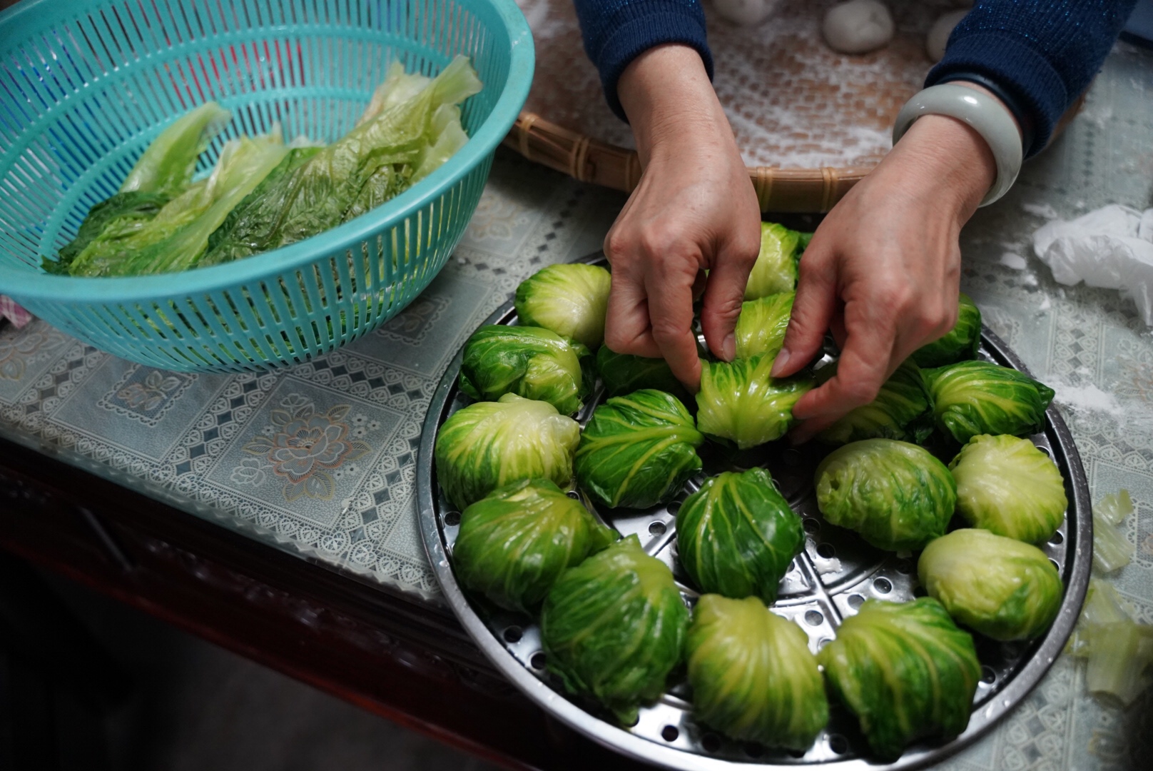 广东高州传统特色美食～生菜包(籺)的做法