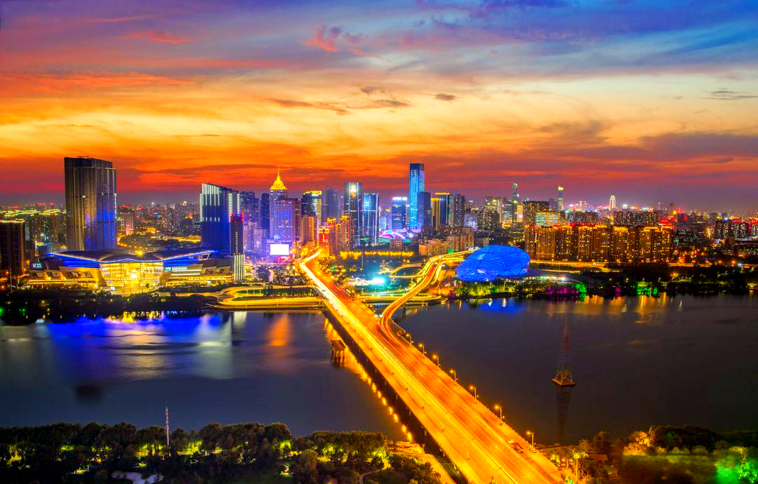 沈阳浑河:一幅多彩的画卷展现城市风貌