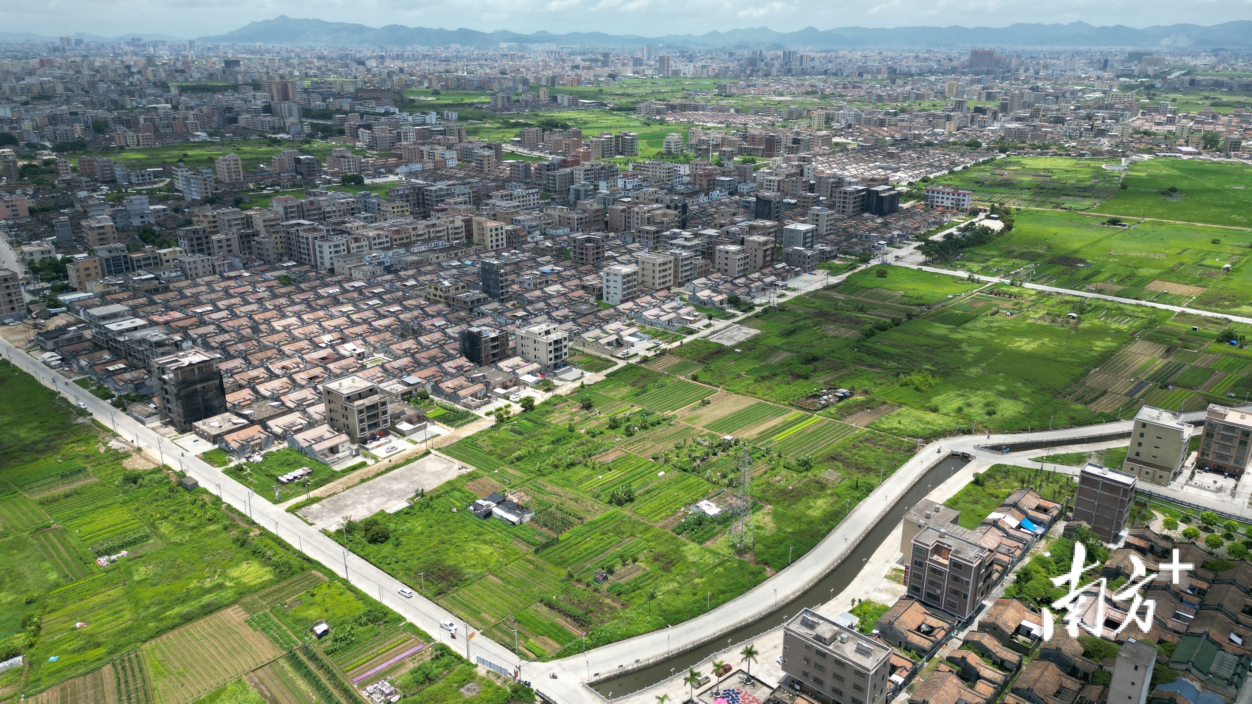 潮南区仙城镇以"绣花"功夫推动全域文明创建升温