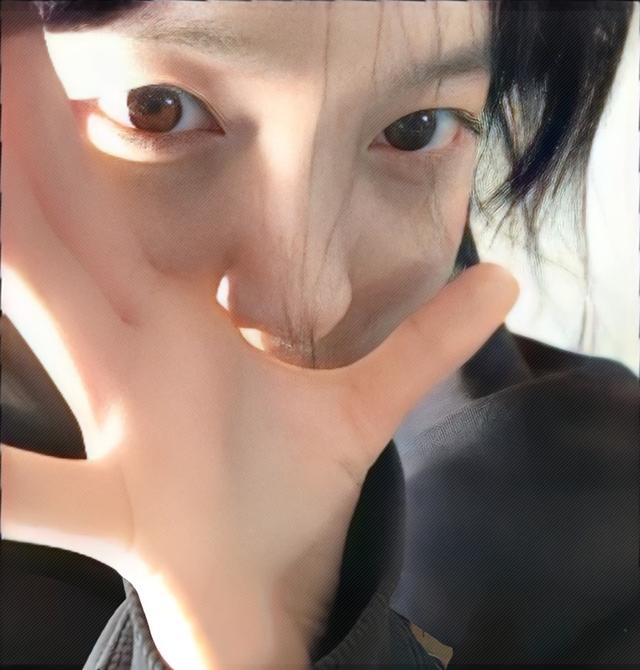 怼脸微信女头拍照头像