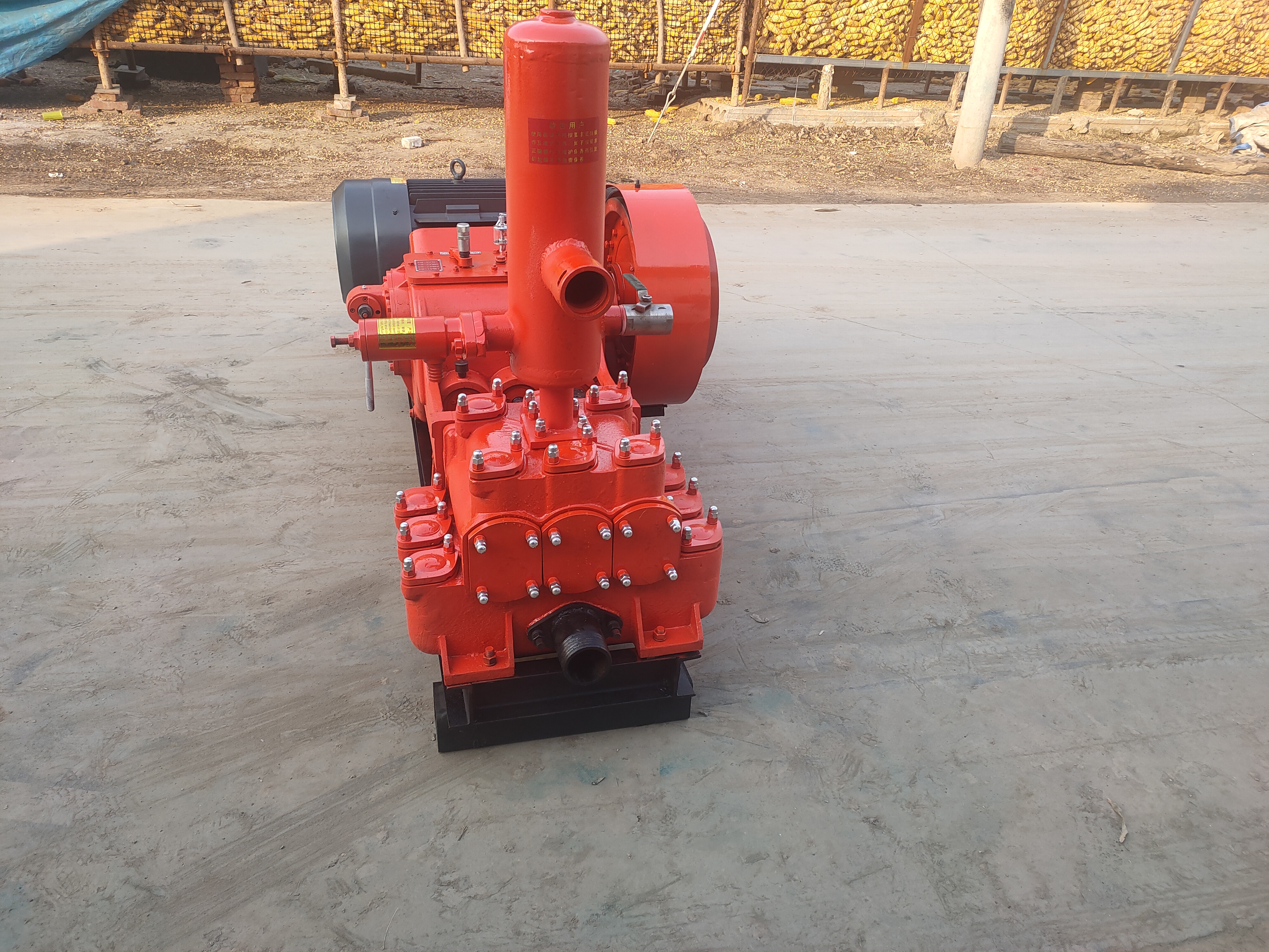 钻机配套三缸泥浆泵