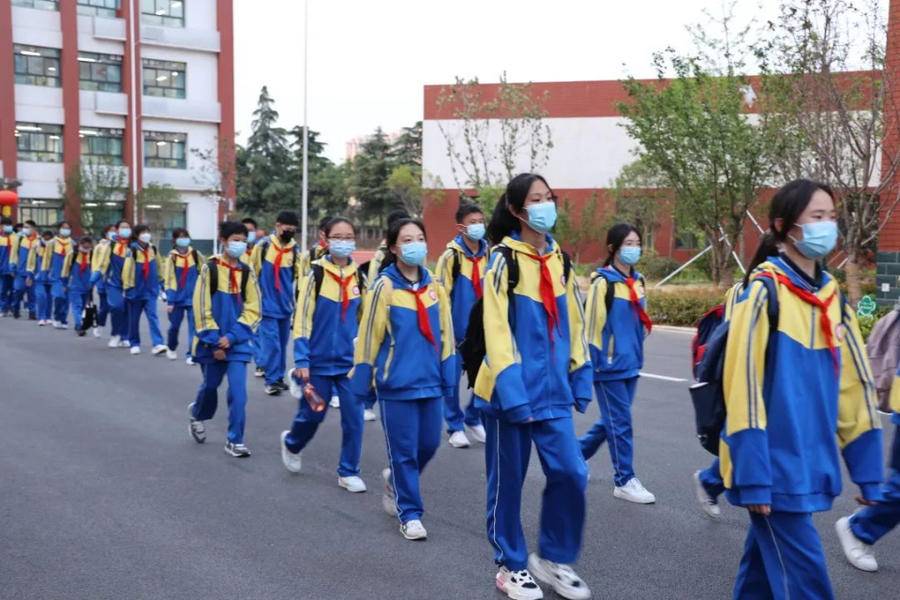 学子归来 "育"见美好!临沂第十二中学育新校区开学首日直击