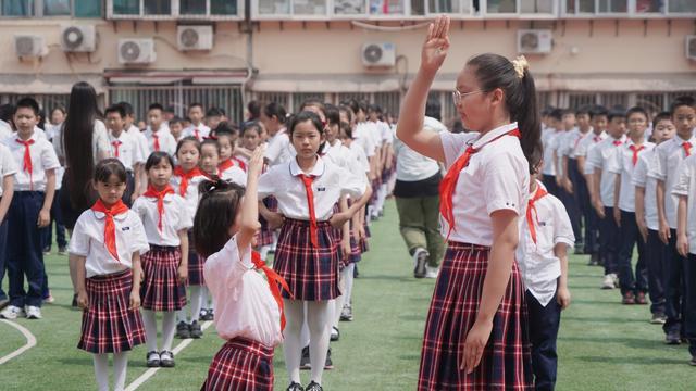 济南历下实验小学图片