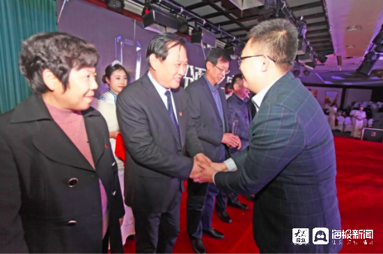 齐鲁医院桓台分院党委书记,院长李立新荣获"县域医院发展突破奖"