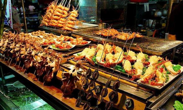 第90篇:如何让烧烤店,生意爆满,老板乐开了花