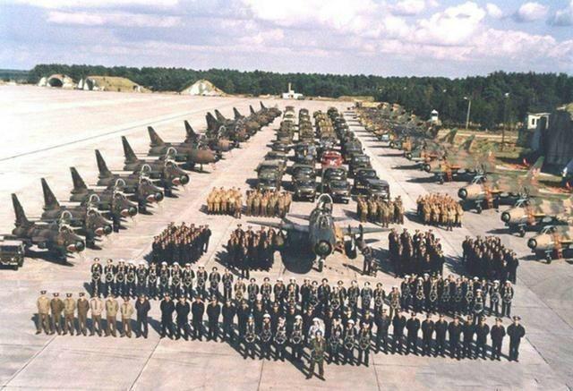 巨人倒下之前:震动整个北约阵营的苏联81军演投入了哪些装备?