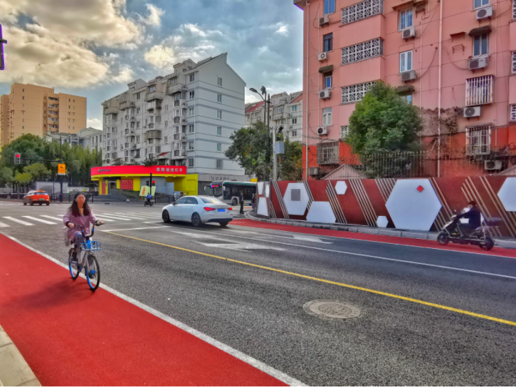 全市首个!北新泾街道创成"无架空线全要素整治示范区"