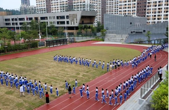 深外龙华分校图片