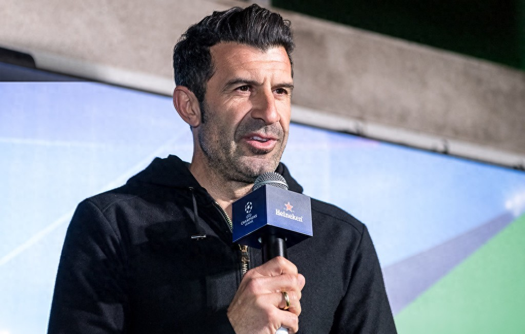 菲戈转会皇马:巴萨球迷的反应与菲戈的心路历程