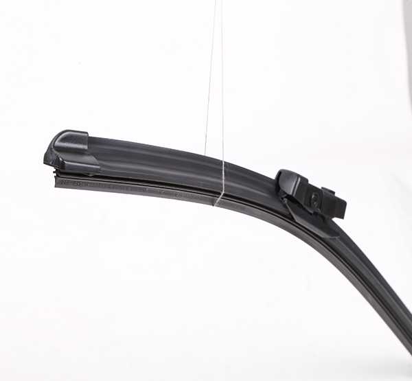 河南裕奥吉网络科技有限公司车豫源三段式无骨雨刷分析