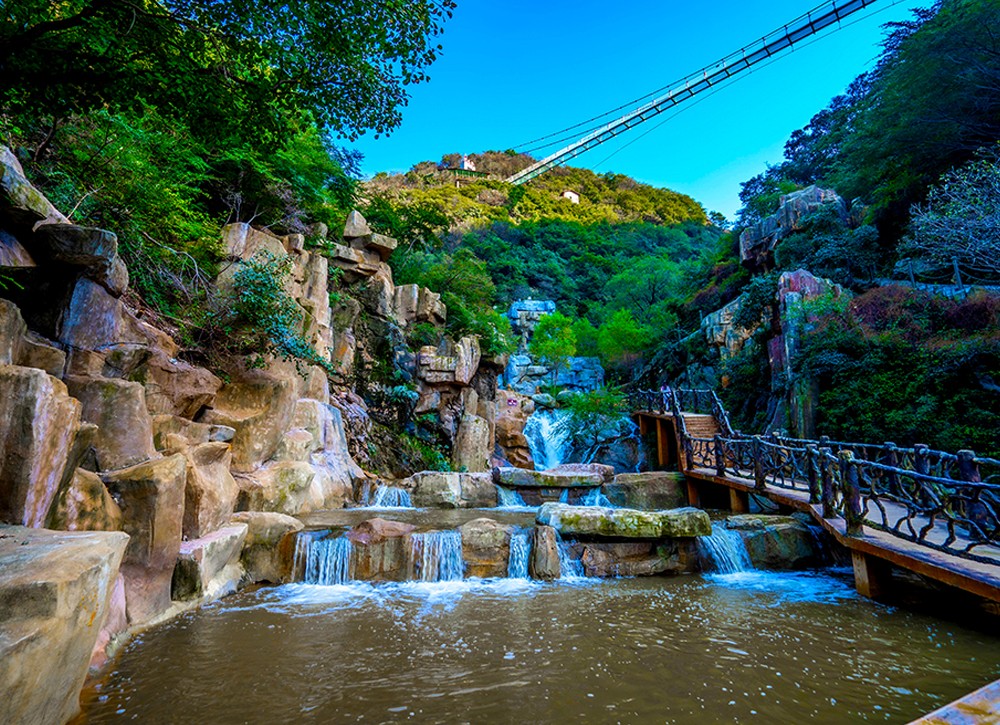 没有想到,运城凤凰谷这美丽动人的名字,原来还是两个皇帝给起的