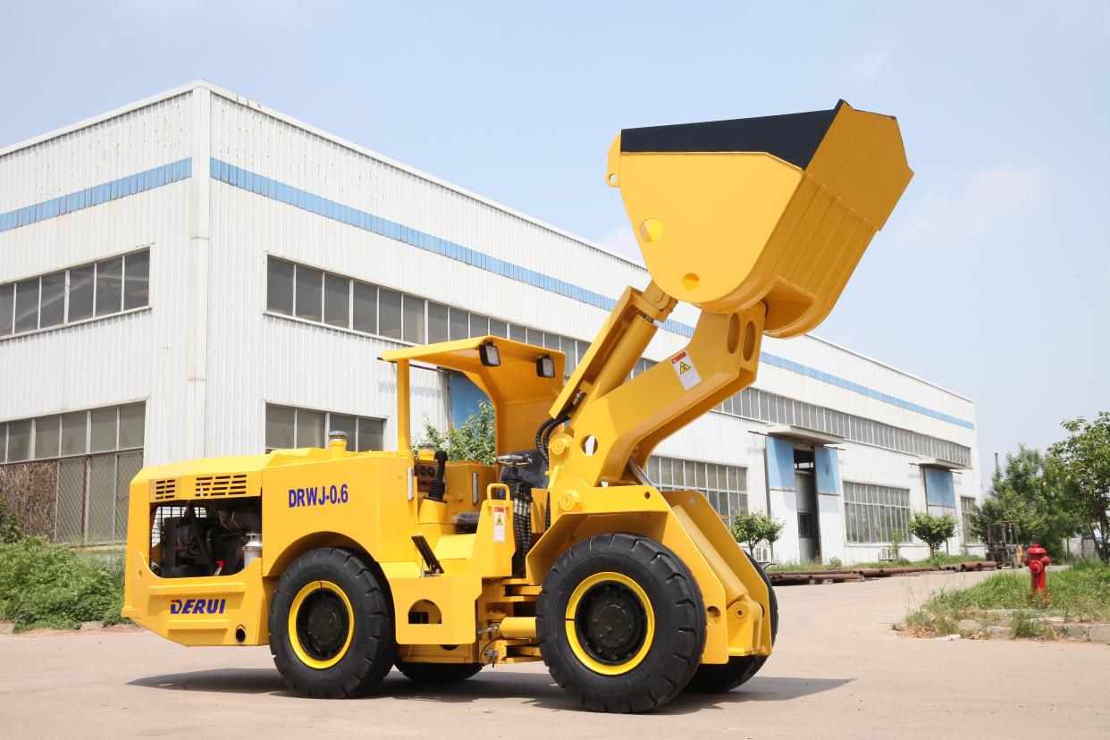 山东德瑞内燃铲运机 wj-0.6道依茨内燃铲运机