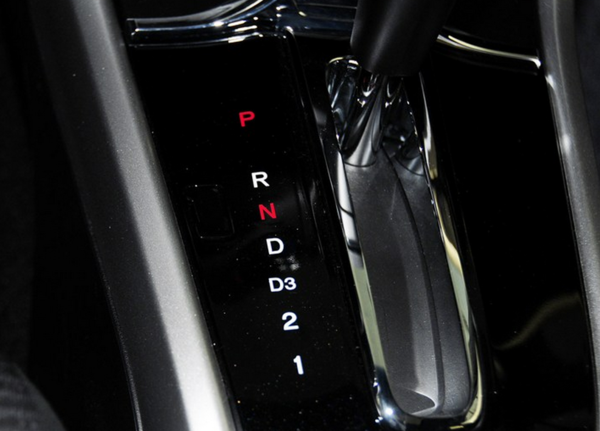 本田inspire自动挡挡位图解,英诗派换挡操作技巧是什么?