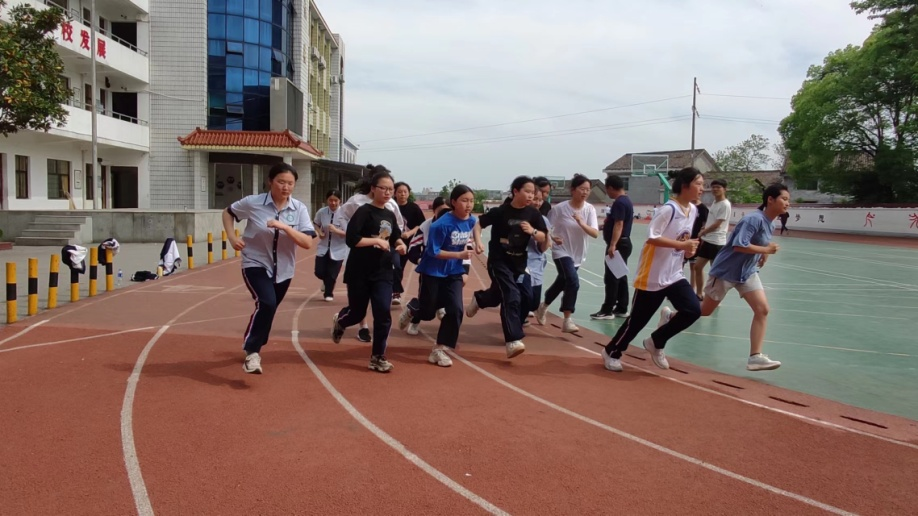 醴陵市城北中学:弘扬五四主旋律 传递青春正能量