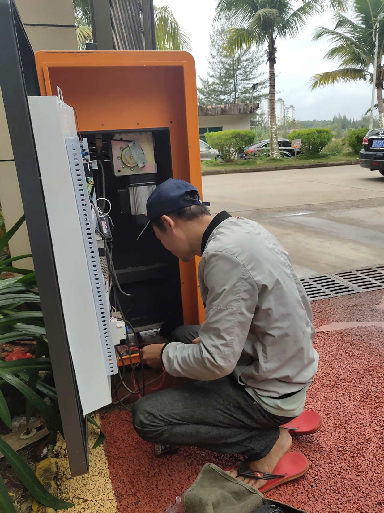 西安维修停车系统,小区道闸,停车道闸车牌识别系统停车系统维修