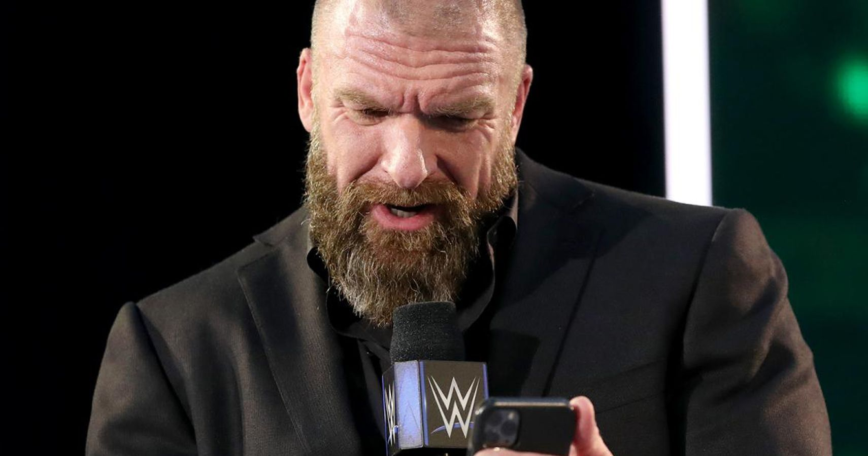 wwe王大锤实权再获提升!明年王室决战潜在赢家曝光!