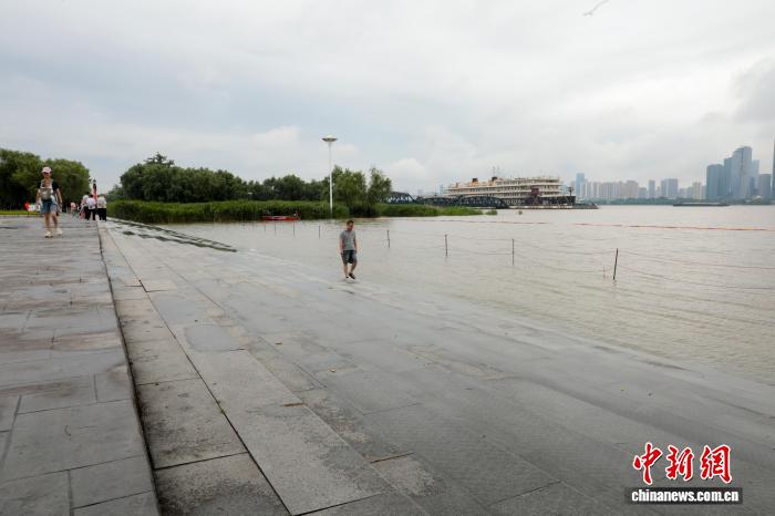长江武汉段水位持续上涨 - 图3