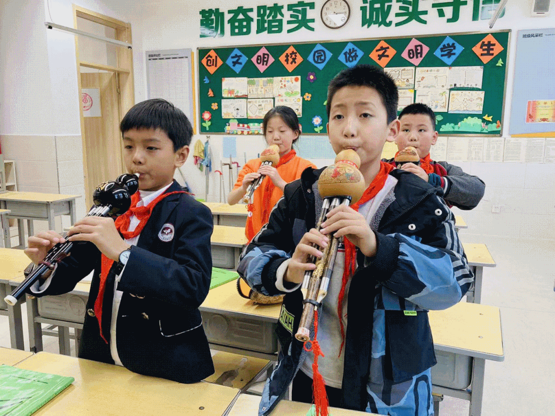 曲江第十二小学——阳光下成长,筑梦启航!