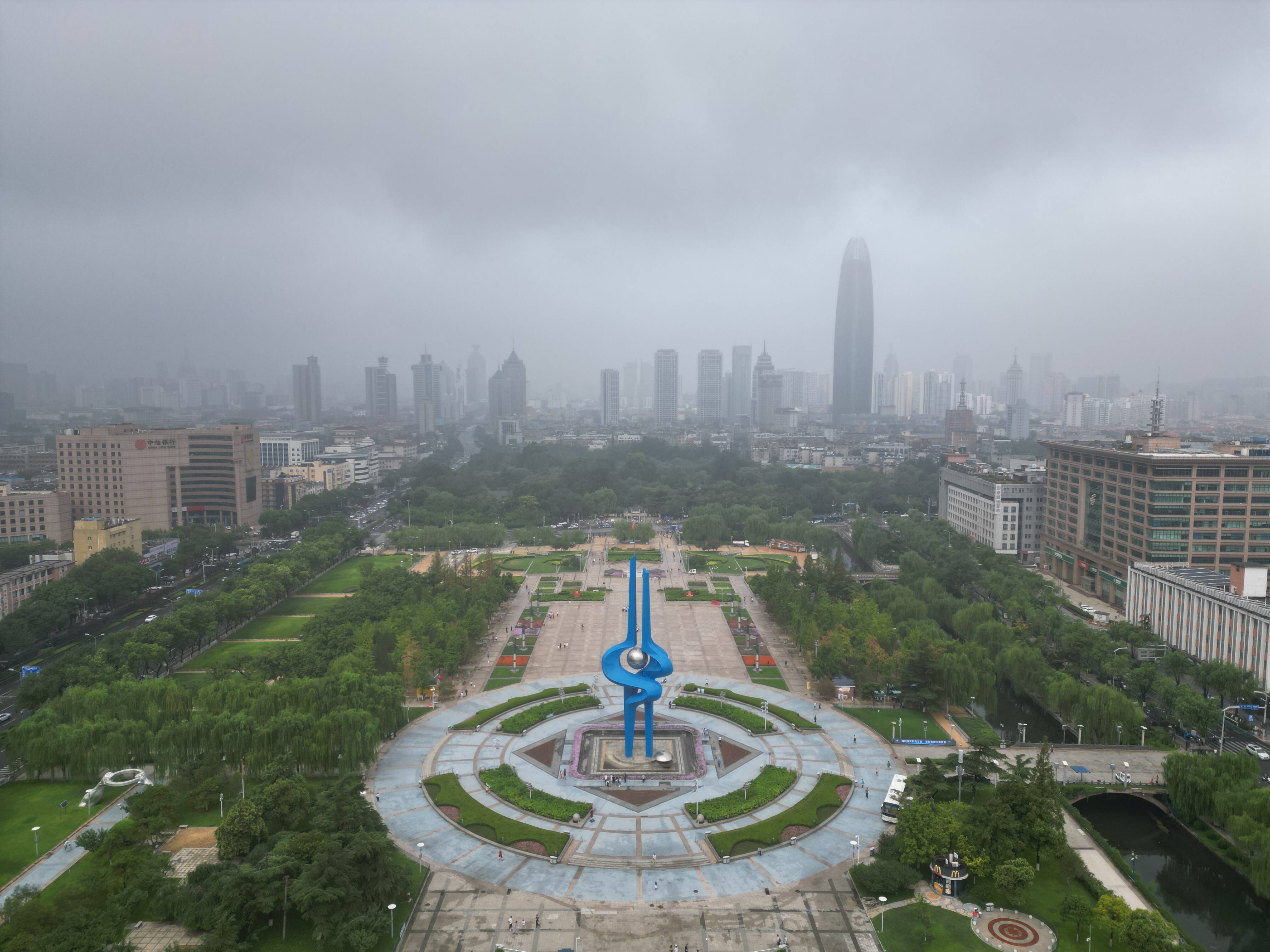 航拍雨后济南 云雾润蒸仿若一幅丹青水墨画