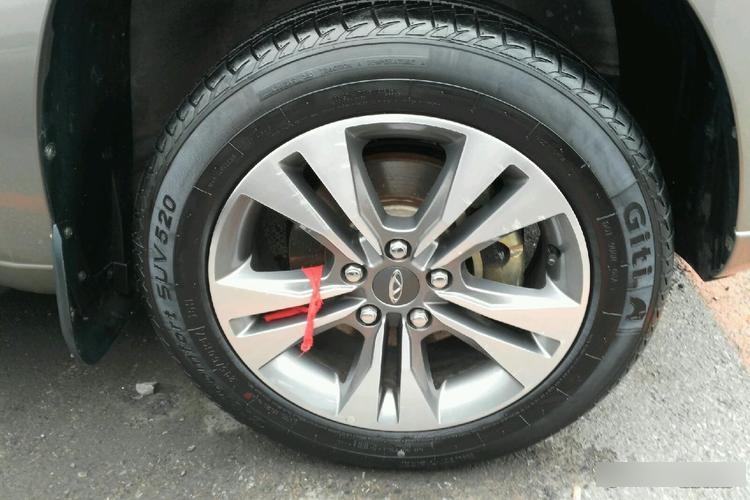 瑞虎3的轮胎型号