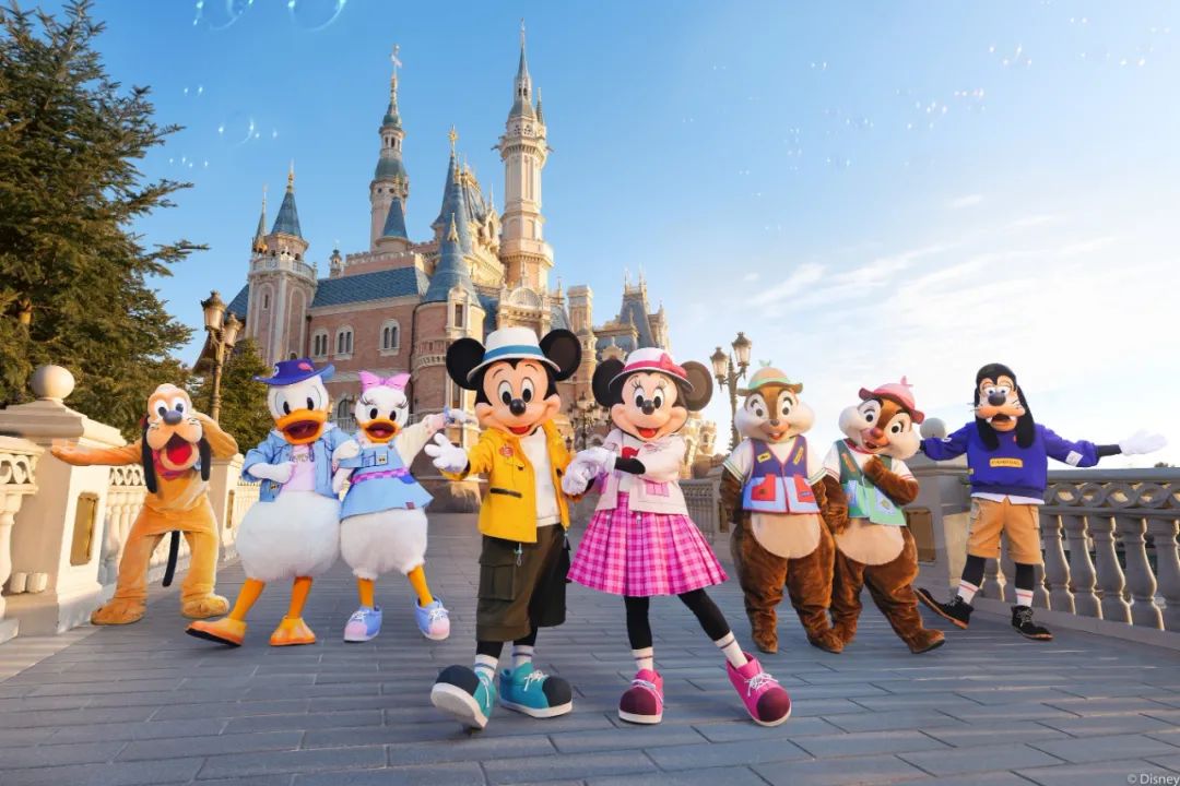 玲娜贝儿将在演出中现身,上海迪士尼度假区开启缤纷春日