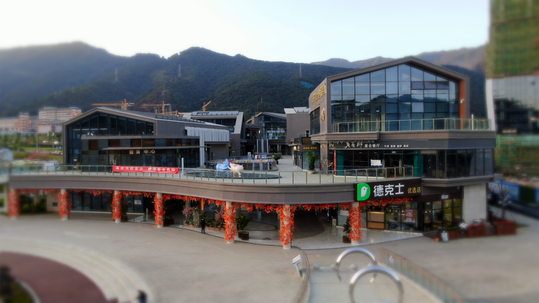 未来已莱缤纷启城未来城奥特莱斯商业街精彩为你呈现
