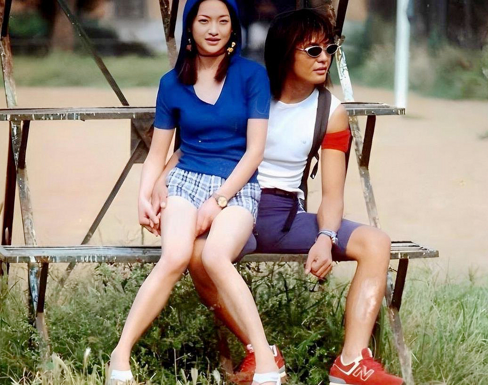 那么他们两个都好吗?朴树和年轻无敌的周迅.