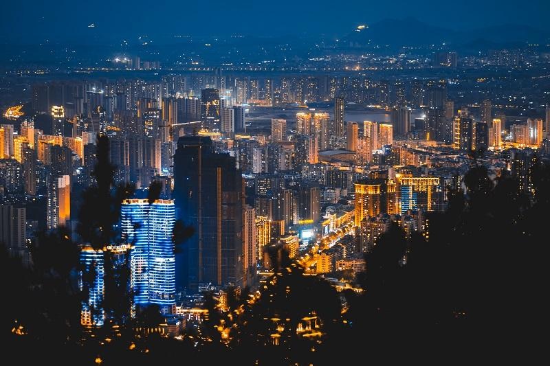 登高俯瞰莆田:灯若繁星 夜景迷人