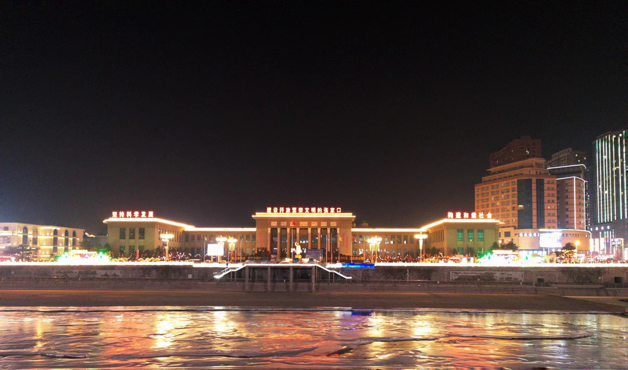 张家口市民广场夜景图片