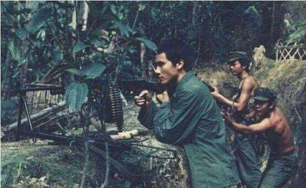 郑钰:3次高考落榜入伍,越战中熟练使用6种武器,击毙29名越军