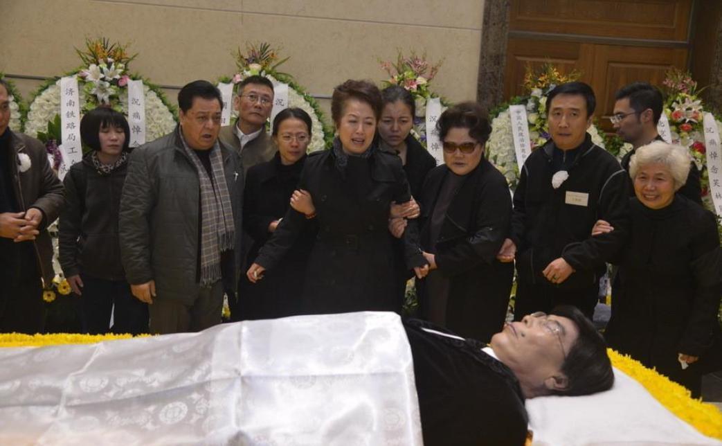 笑林病逝8年了,再看妻子如今的选择,才知道笑林有多聪明