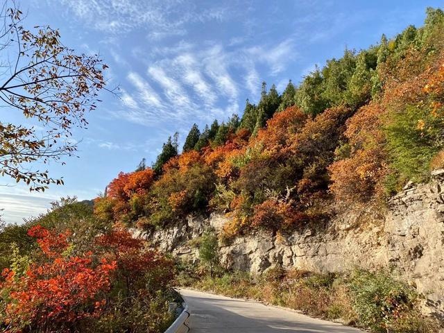 山體存在塌方和泥石流隱患 太原崛圍山道路封閉養護