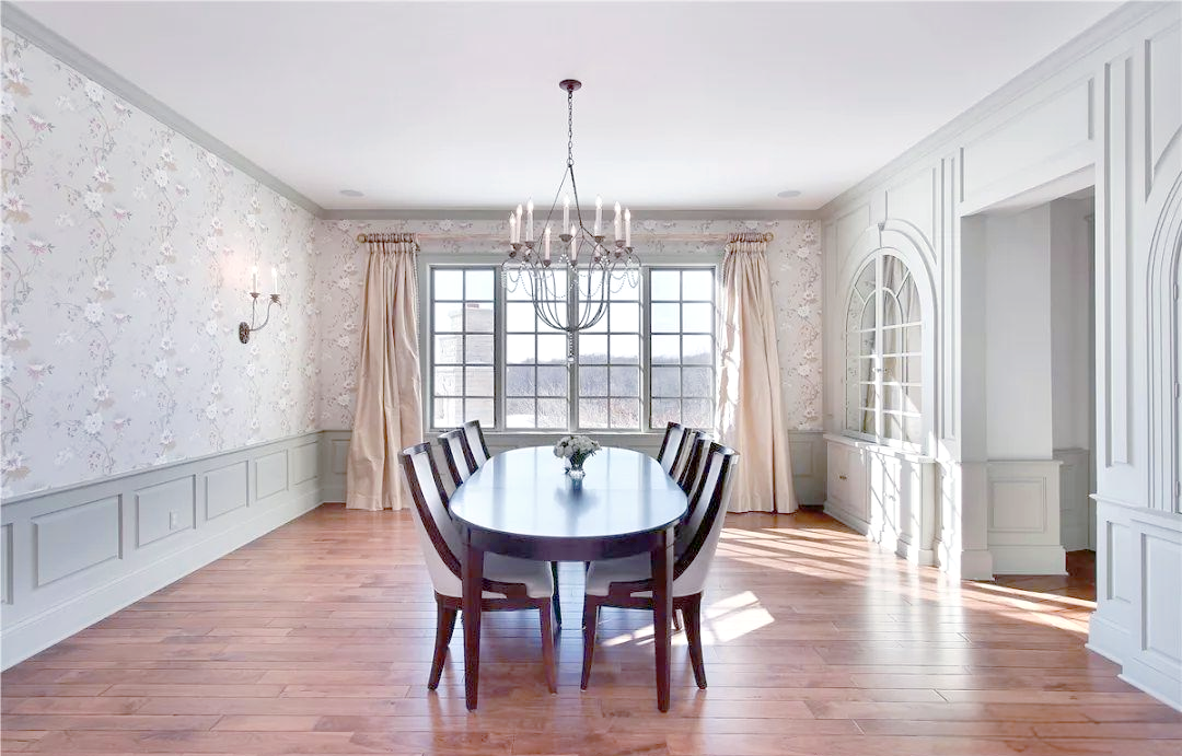 实木护墙板让餐厅装修瞬间提升档次