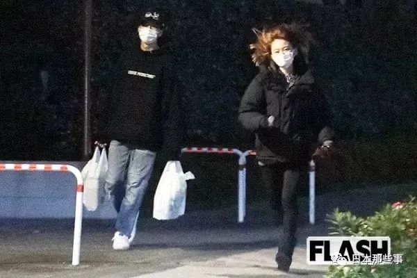 文春曝山本舞香新恋情 男方是乐队主唱森内宽树