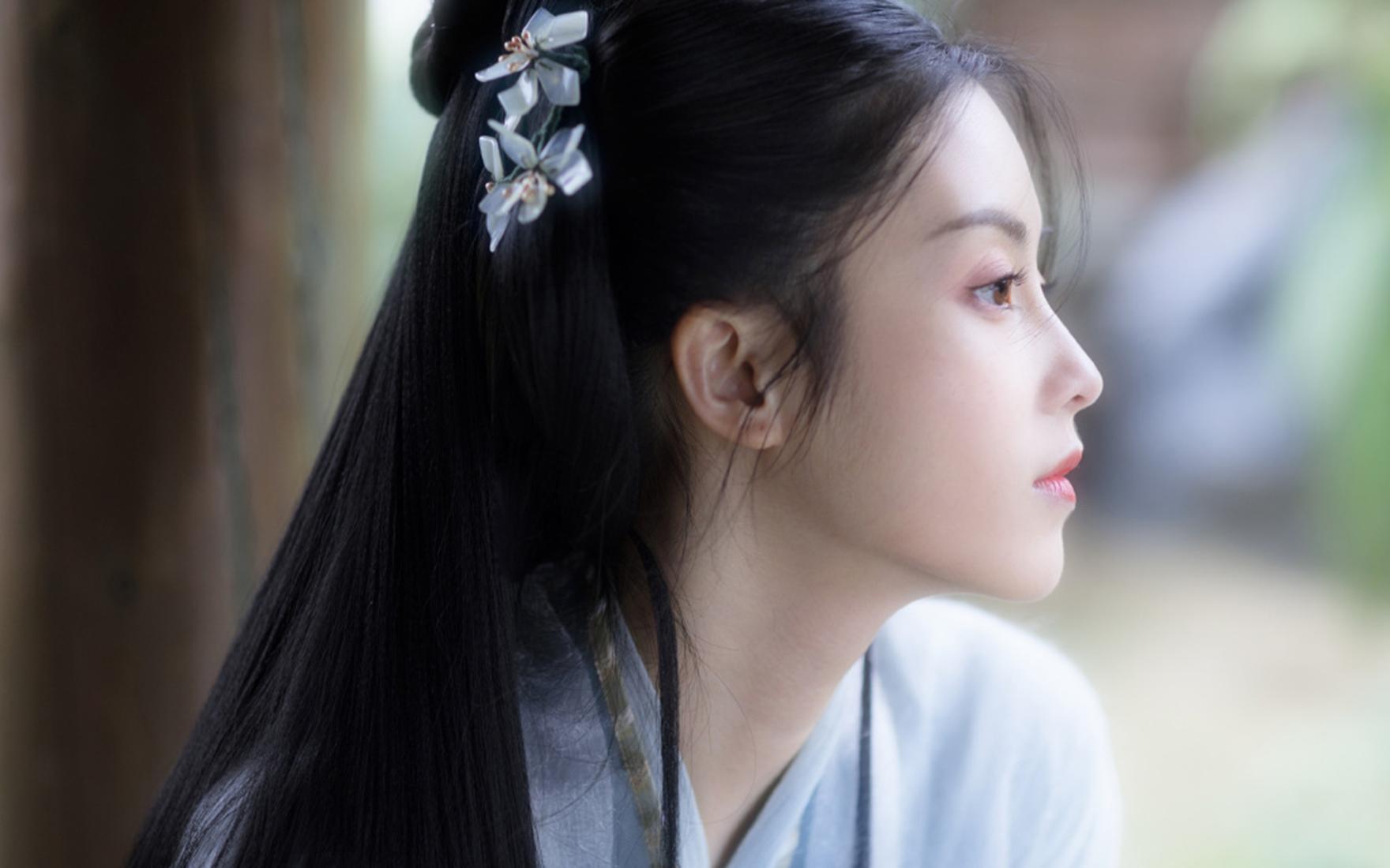 他搂着宠妾,走来高调秀恩爱,她心如死灰,遮孕肚消失,他找疯了