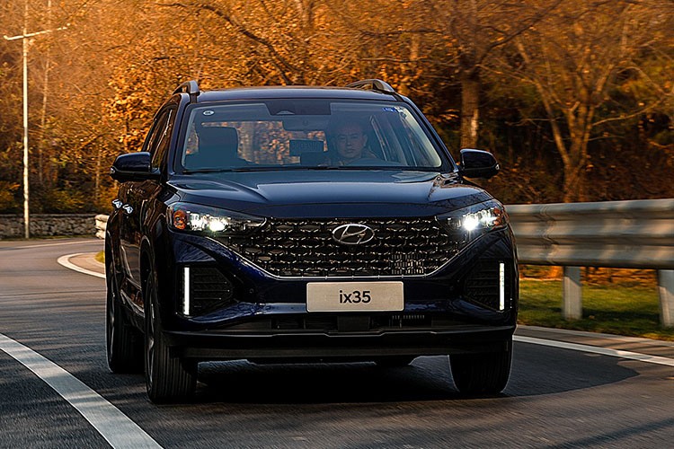 这款车型,以及预定在18年2月面世的四眼小怪兽,皆是韩系车为扭转17年