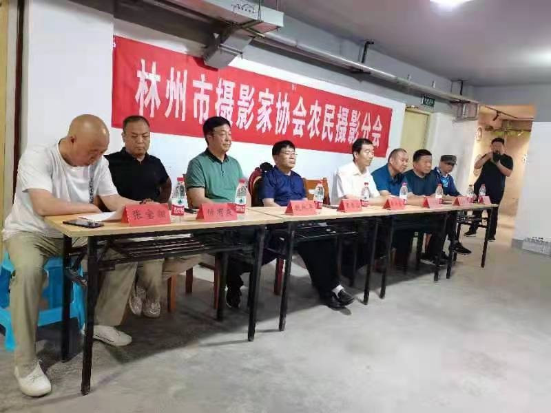 张宝翎:镜头始终对着农民