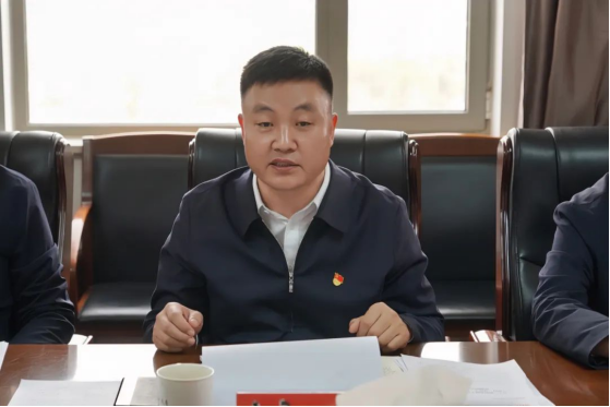 石万田主持召开十九届县政府第19次常务会议