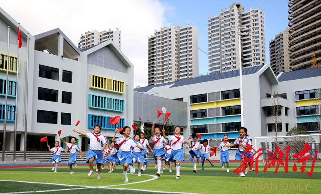 最美家乡推荐官之"最美校园"|常德市武陵区第六小学:在悦美校园里恣意
