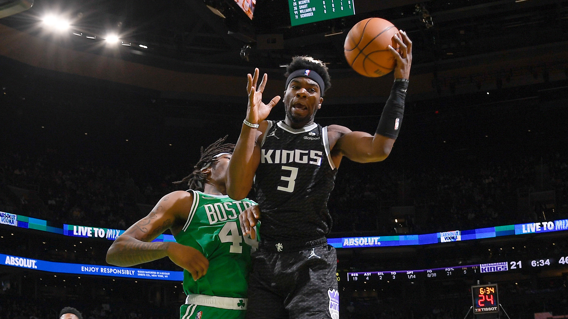 毒液直播nba国王队的特伦斯戴维斯因手腕受伤无限期缺阵