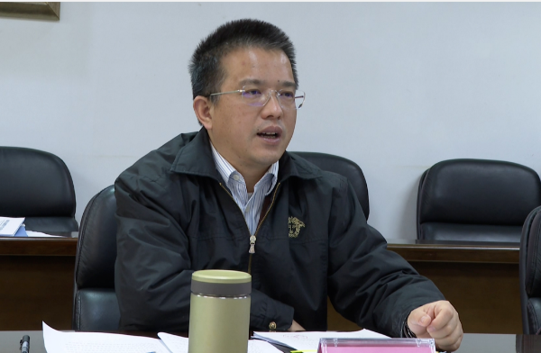 蔡旭东主持召开县政府第十五届76次常务会议