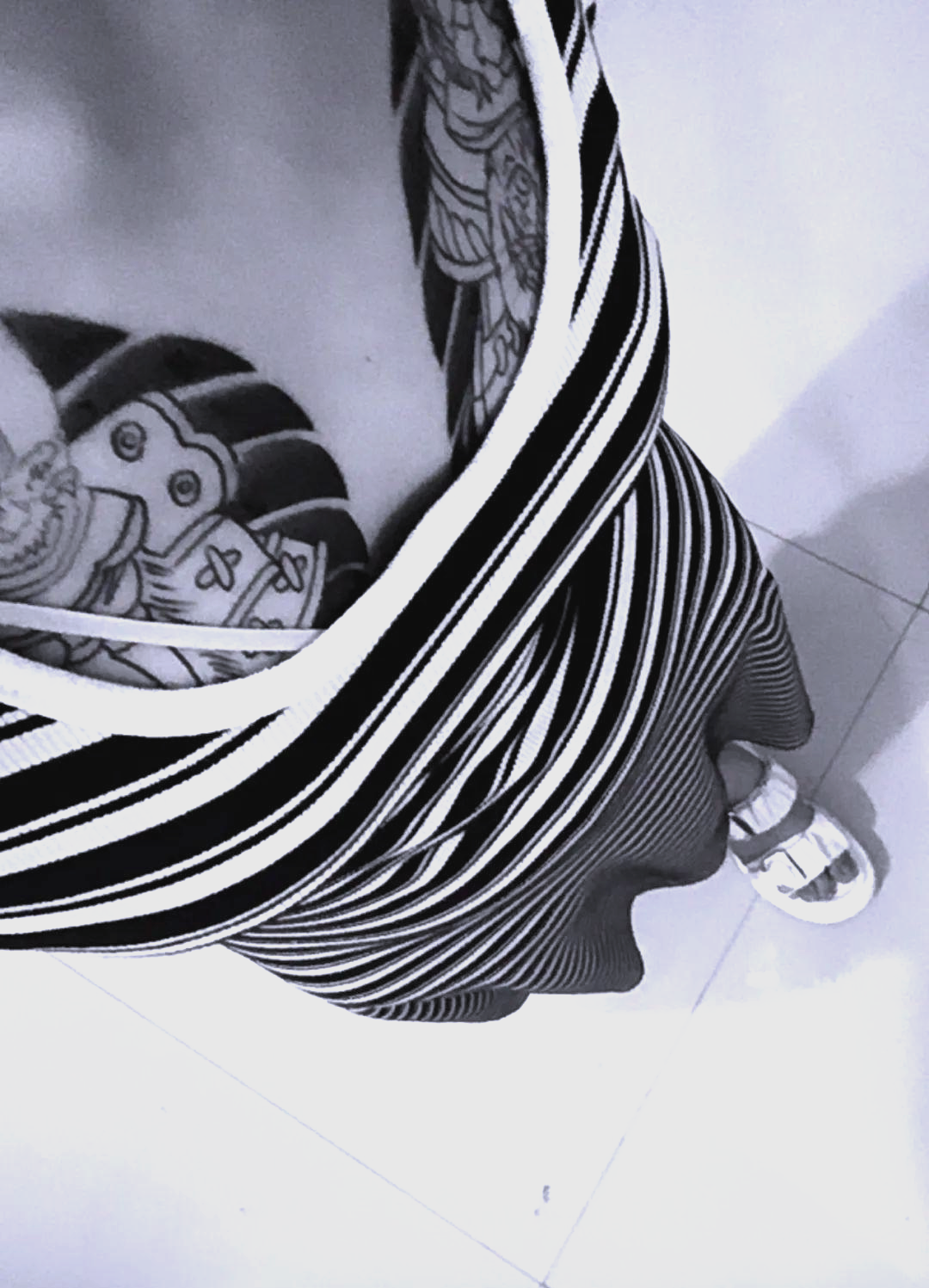 日式传统纹身中,女生开衫刺青的常见设计及其背后的考量